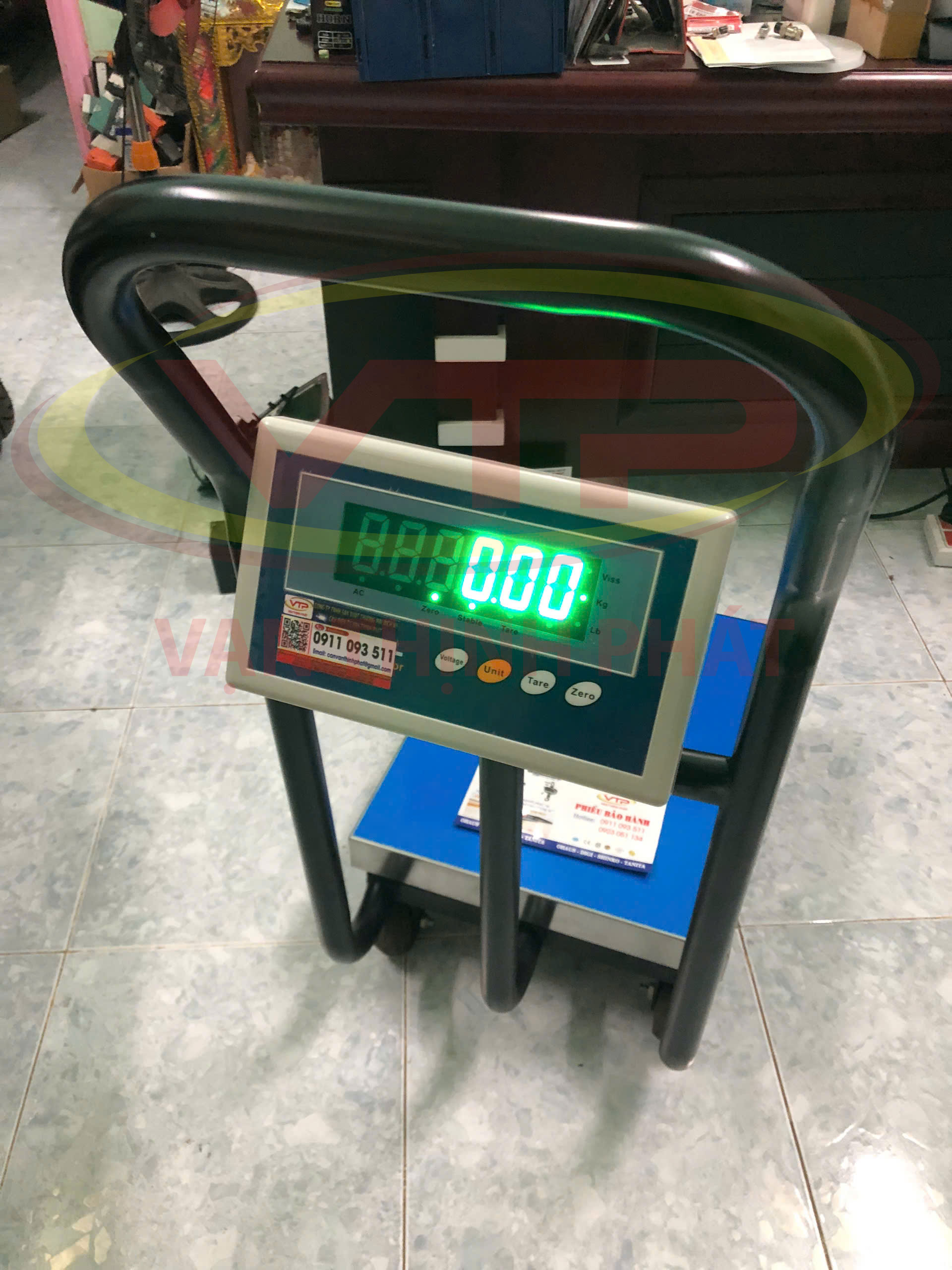 Cân-Bàn-Xe-Đẩy-Mặt-Nhựa-ABS-0